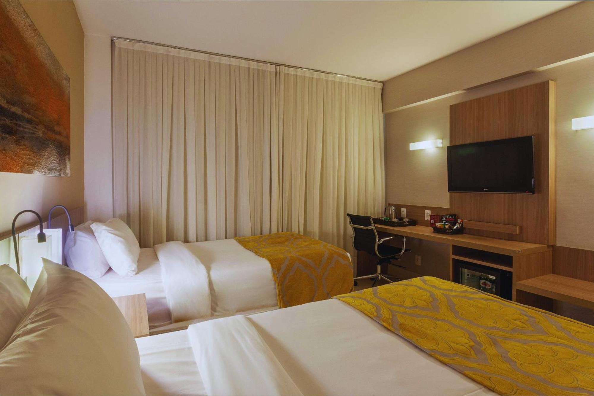 Quality Hotel Pampulha & Convention Center Белу-Оризонті Екстер'єр фото